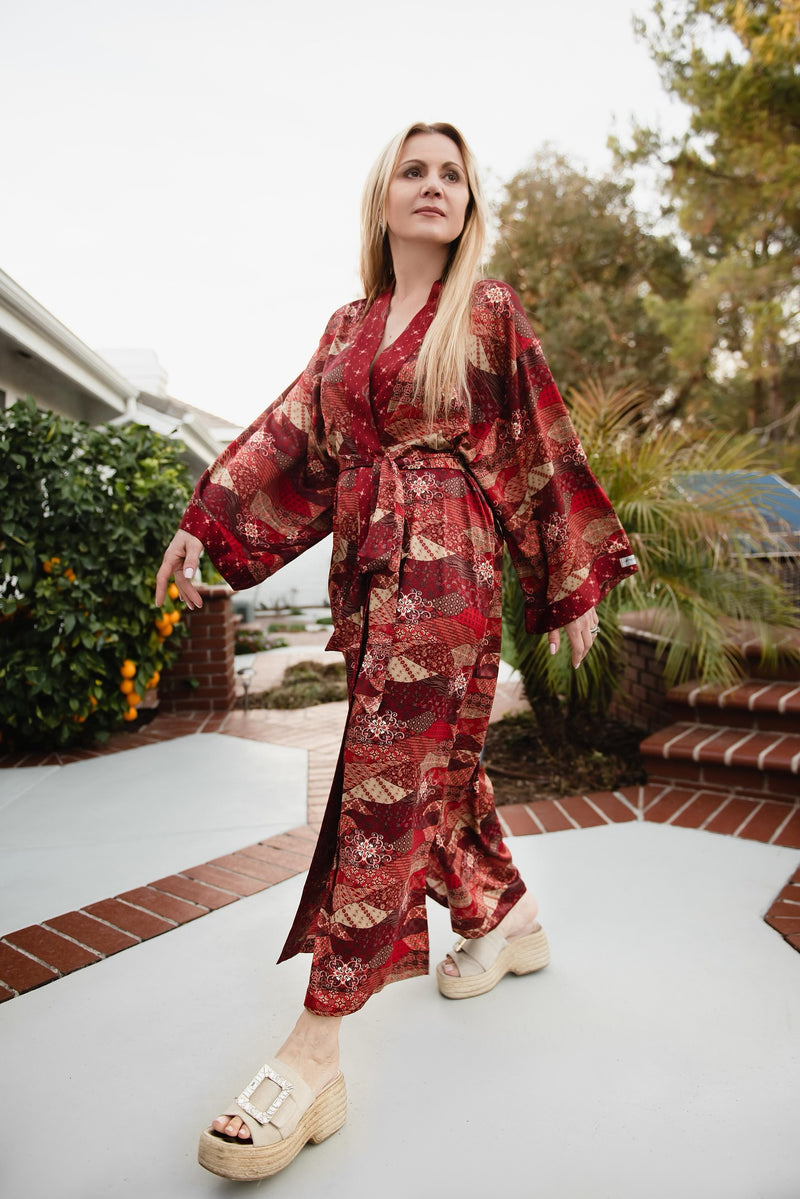 Radiant Sun-Kissed Shore Kimono