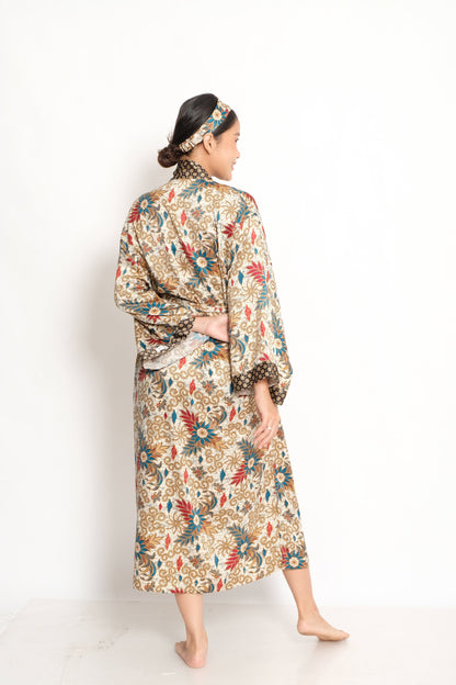 Mother day Gift  Boho  kimono robe Silk Blend Atlas Boho Bali Batik Kimono for Hospital and Motherhood