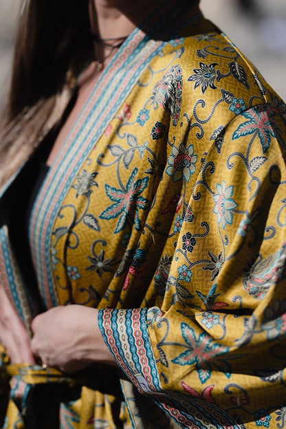 Short Silk Kimono robe Silk Blend Bali Java Batik Vacation Robe Gift Atlas Silk Blend kimono robe iis Gift for Women