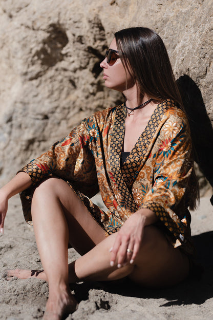 Boho Style Bali Batik Short Silk Kimono Robe - Kaftan Kimono Robe Bali Batik Silk Blend - Kimono Caftan Robe Women Gift - Dressing Gown
