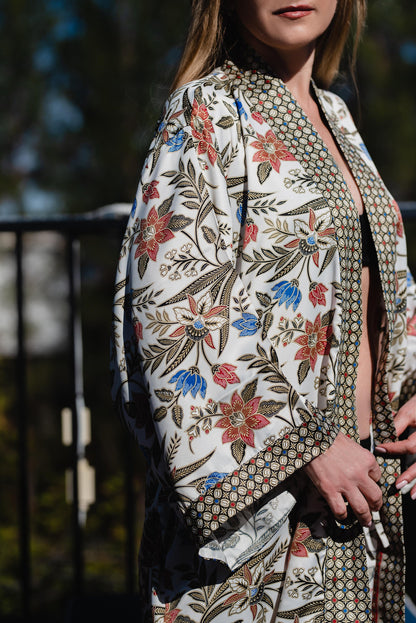Kaftan kimono robe Blend Atlas Silk BaliBatik Kimono Robe Christmas Gift Kaftan Pride Parade Kimono Luxury Vacation resortt Silk kimono robe